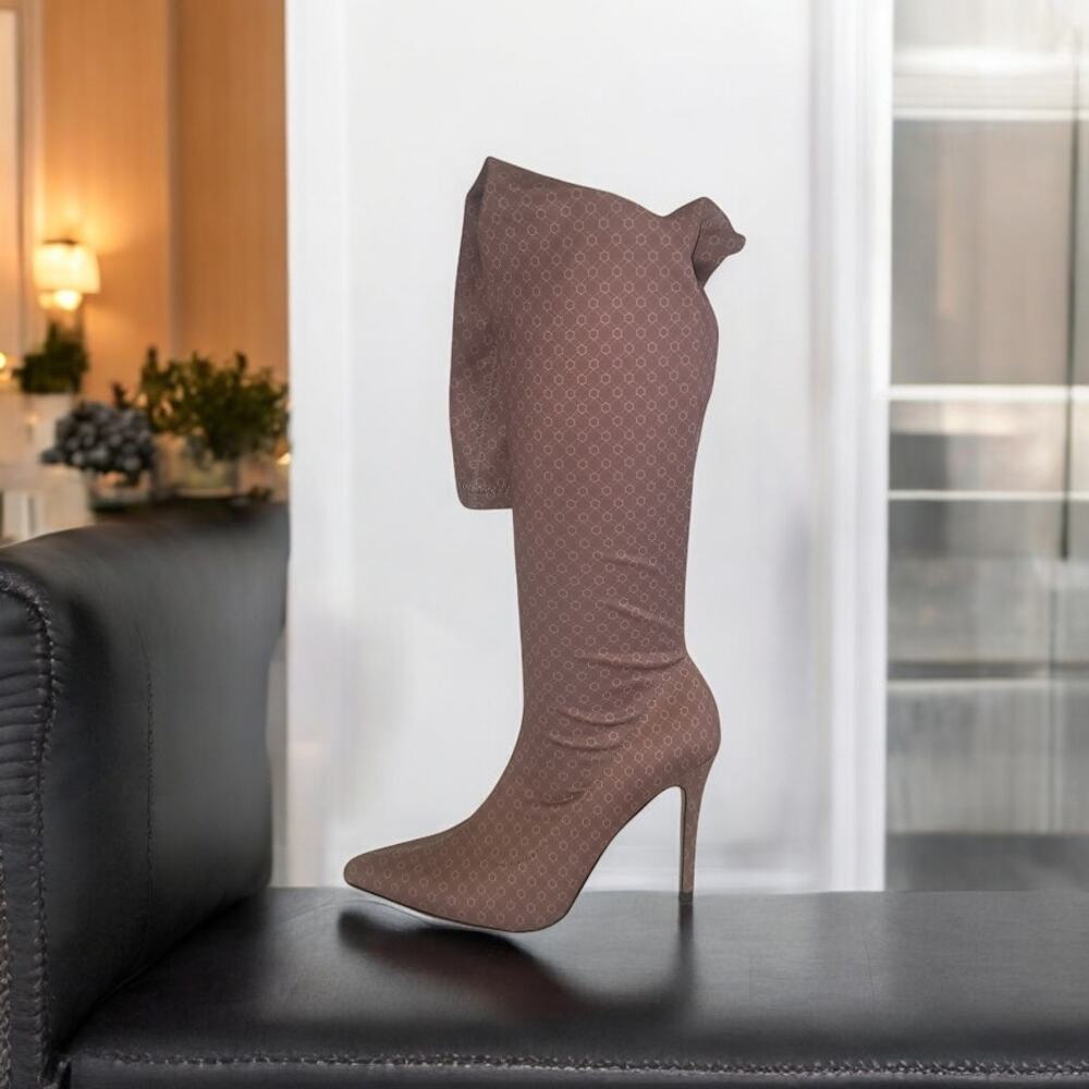 Geo Trendy Sttetch Print Boots